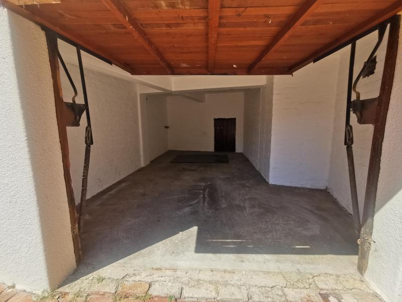 To Let 2 Bedroom Property for Rent in Vredehoek Western Cape